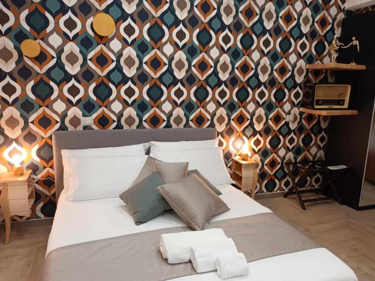 Geometric Art Home Бари Экстерьер фото