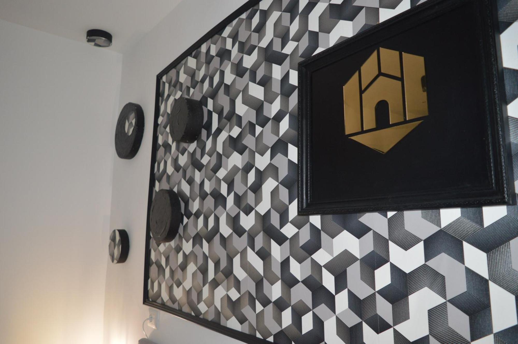 Geometric Art Home Бари Экстерьер фото